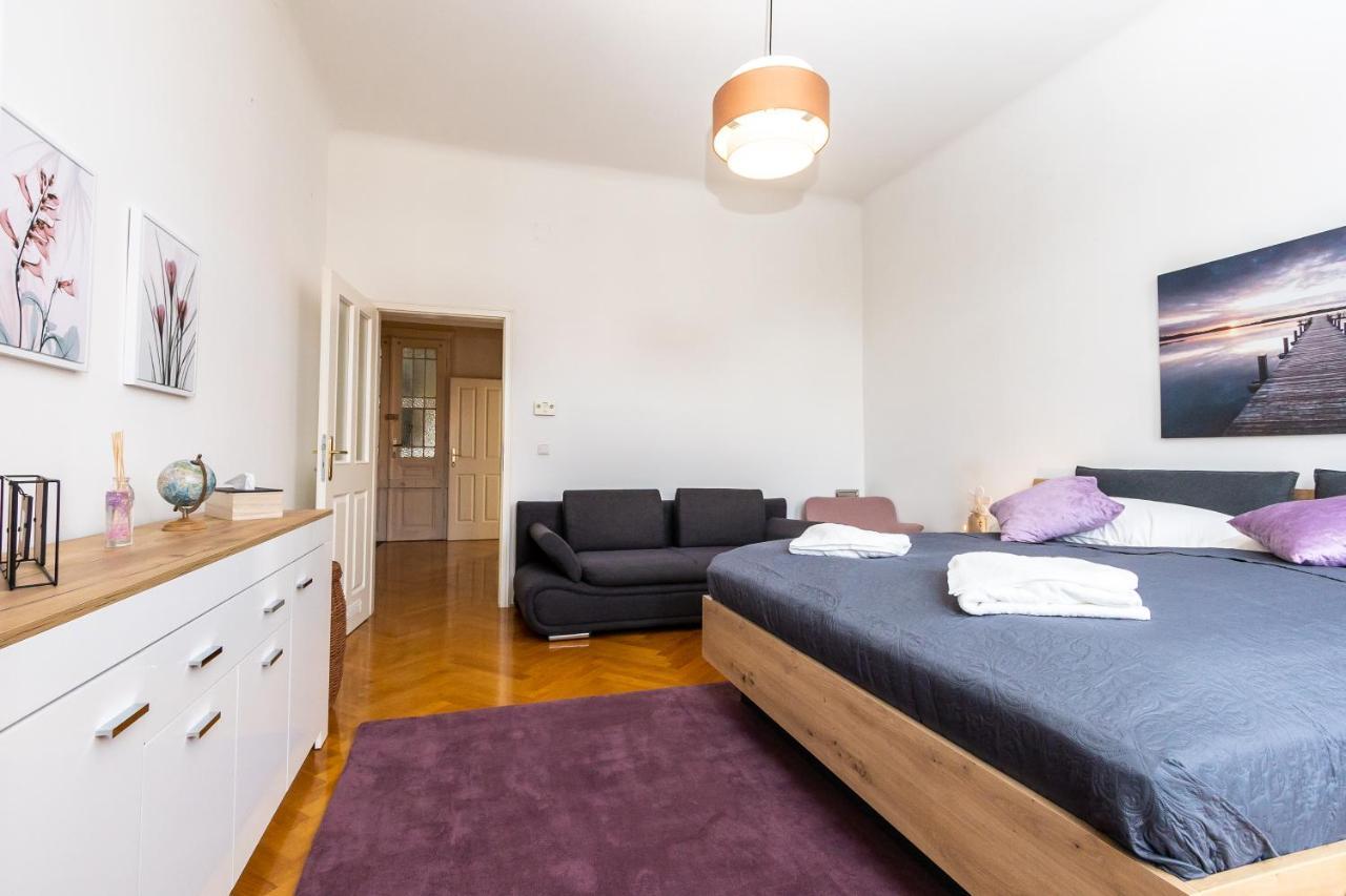 Sunshine Deluxe With Porch Near Schönbrunn Palace&westbahnhof * Wien