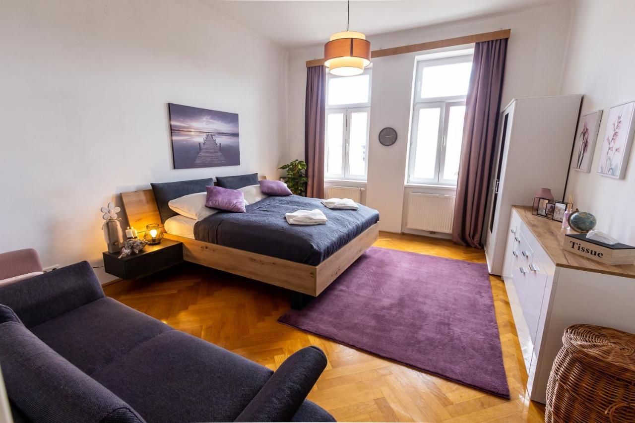 Sunshine Deluxe With Porch Near Schönbrunn Palace&westbahnhof * Wien