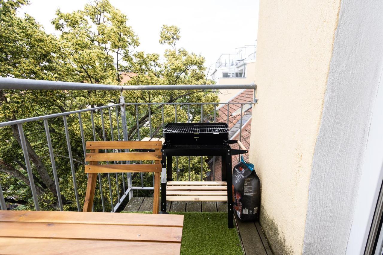 Sunshine Deluxe With Porch Near Schönbrunn Palace&westbahnhof Wien